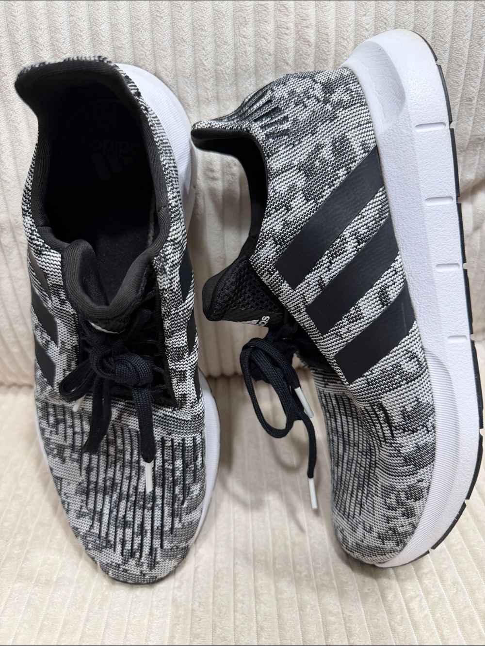 Adidas SWIFT RUN Men’s Running Shoe Athletic Sneakers Trainer. Great shape!
